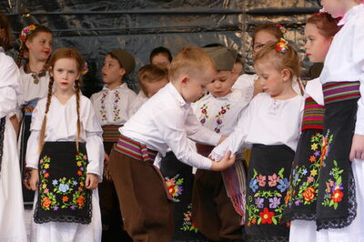 Die serbische Kindertanzgruppe